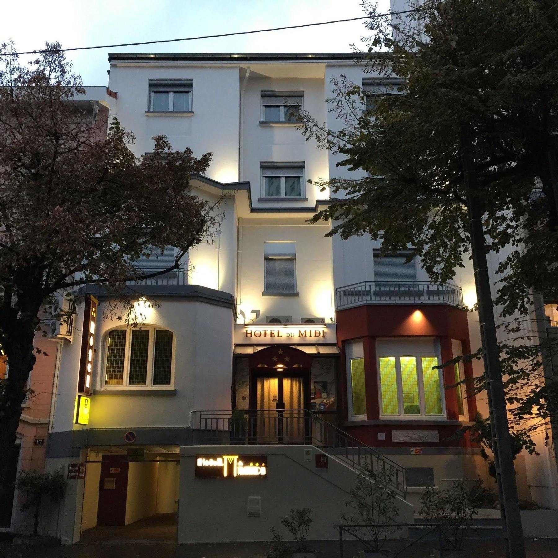 Logis Hotel Du Midi - Saint Etienne Sud Exterior photo